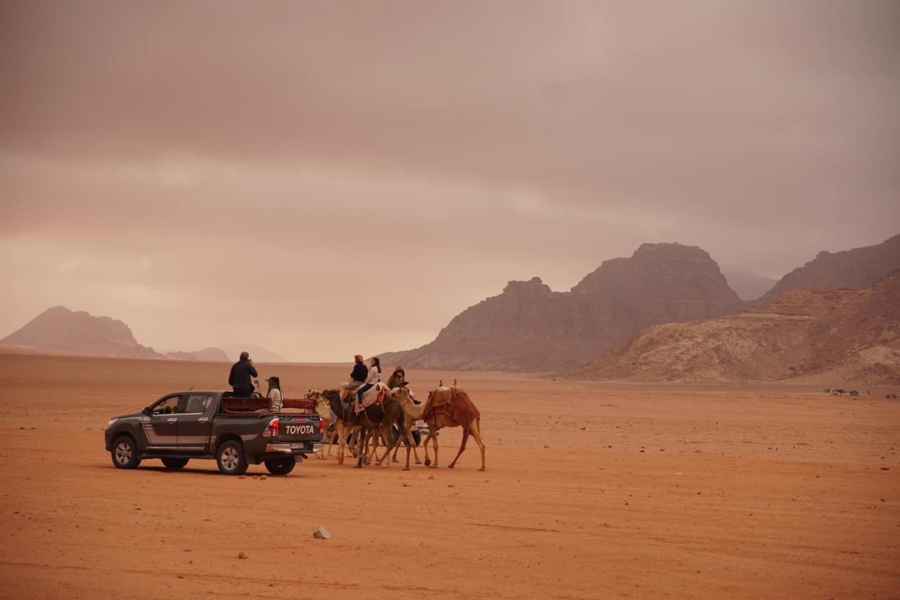 Hotel Quite Bedouin Life Wadi Rum Esterno foto