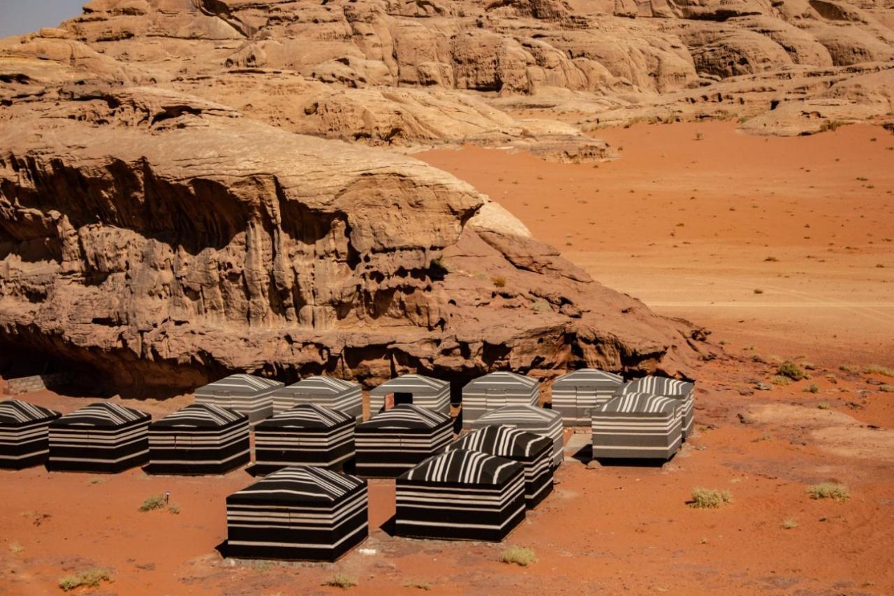 Hotel Quite Bedouin Life Wadi Rum Esterno foto